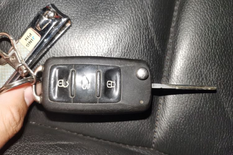 大众 高尔夫(进口) 2014款 2.0TSI R敞篷版中控内饰11