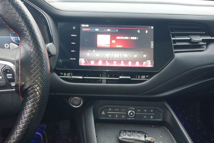 哈弗F7 2020款 1.5T 两驱i潮中控内饰16