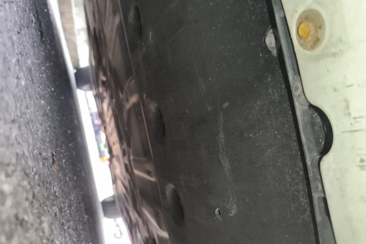 宝马3系 2021款 325Li M运动套装局部细节9008