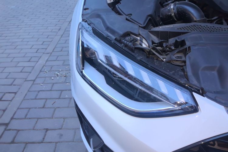 奥迪A4L 2022款 40 TFSI 时尚动感型车身外观6006