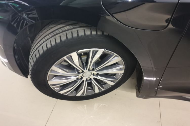 红旗E-QM5 2023款 620km PLUS车身外观6001