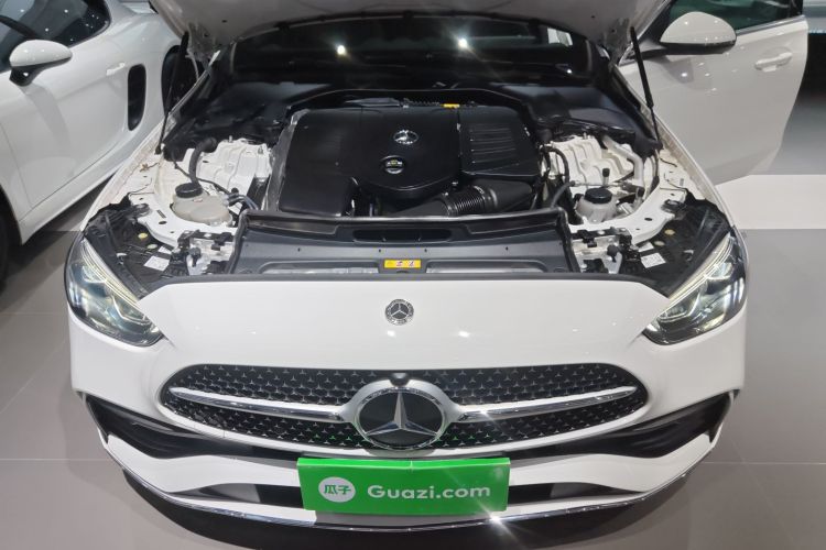 奔驰C级 2023款 改款 C 260 L 运动版机舱底盘24