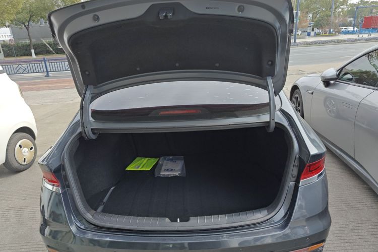 现代 菲斯塔 2021款 280TGDi GLX精英版机舱底盘23