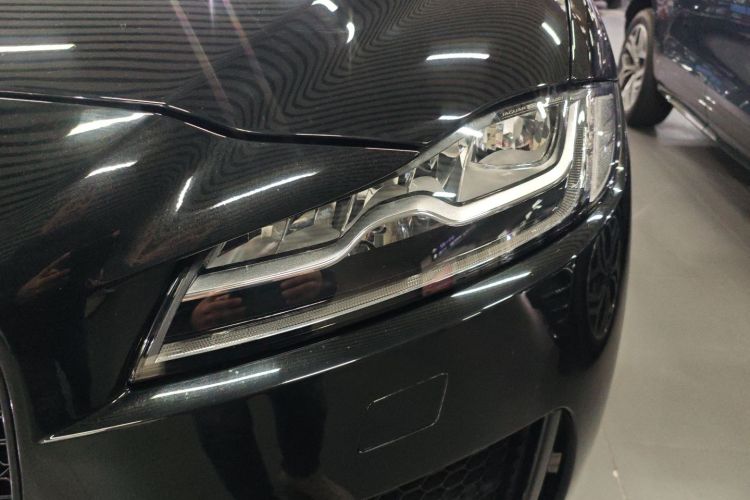 捷豹F-PACE 2020款 2.0T 赛旗版局部细节36