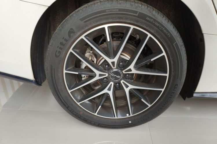 比亚迪 海豹07 DM-i 2025款 智驾版 DM-i 1.5L 125km 尊贵型车身外观6008