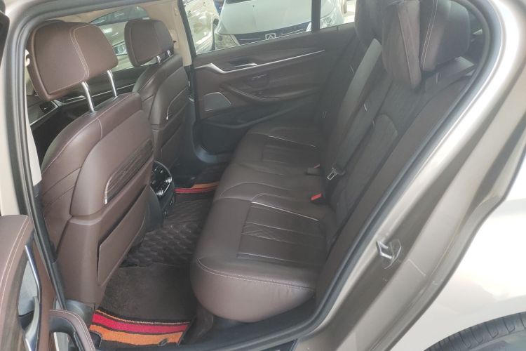 宝马5系 2020款 530Li 尊享型 豪华套装中控内饰21