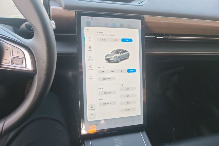小鹏P5 2024款 500智行版中控内饰16