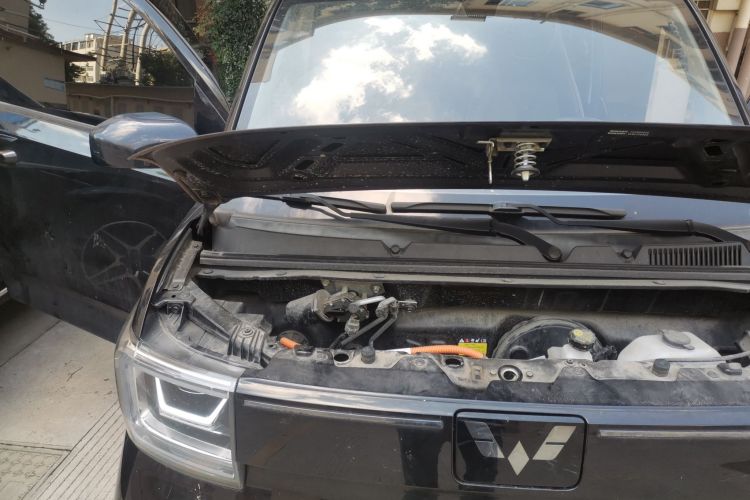 五菱汽车 宏光MINIEV 2022款 GAMEBOY 200km 玩咖款 磷酸铁锂局部细节9006