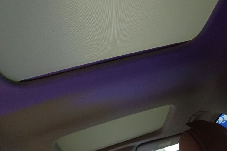 腾势D9 2022款 DM-i 970 四驱尊荣型局部细节22