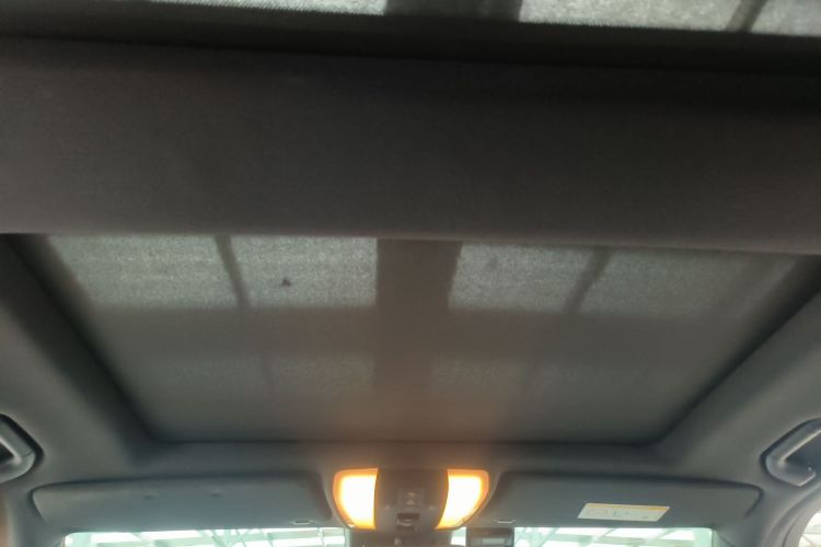 奔驰GLK级 2013款 改款 GLK 300 4MATIC 时尚型中控内饰22