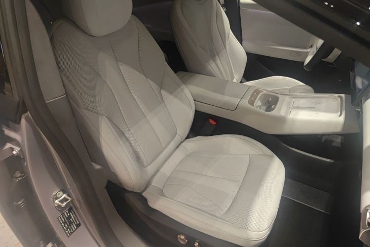 小鹏P7+ 2024款 长续航 Max局部细节41