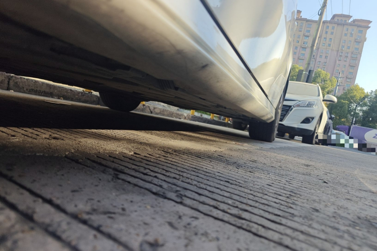 奔驰A级 2019款 A 180 L 运动轿车局部细节9004