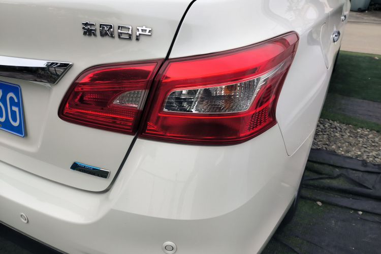 日产 轩逸 2019款 1.6XE CVT舒适版 国V车身外观9