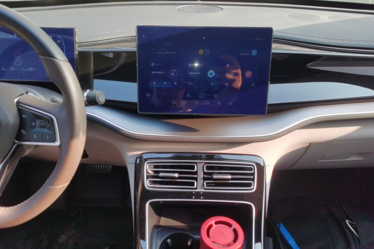 比亚迪 秦PLUS 2024款 荣耀版 DM-i 55KM超越型中控内饰16