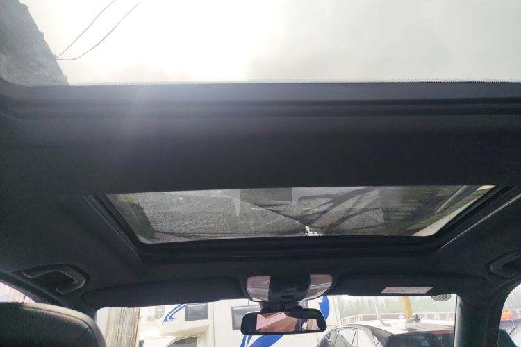 奔驰GLK级 2015款 GLK 260 4MATIC 动感型 极致版中控内饰22