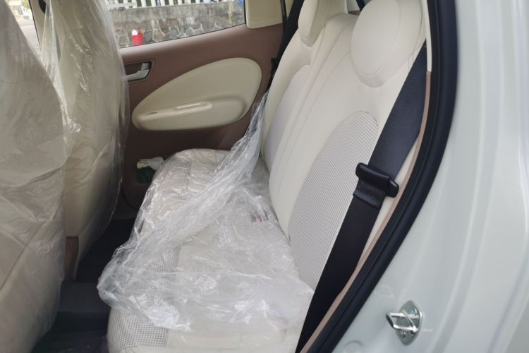 五菱汽车 宏光MINIEV 2024款 第三代 215km 进阶版中控内饰21