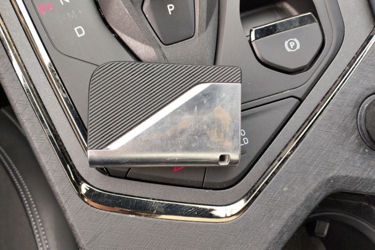 领克01 2021款 2.0TD 四驱劲Halo中控内饰7001