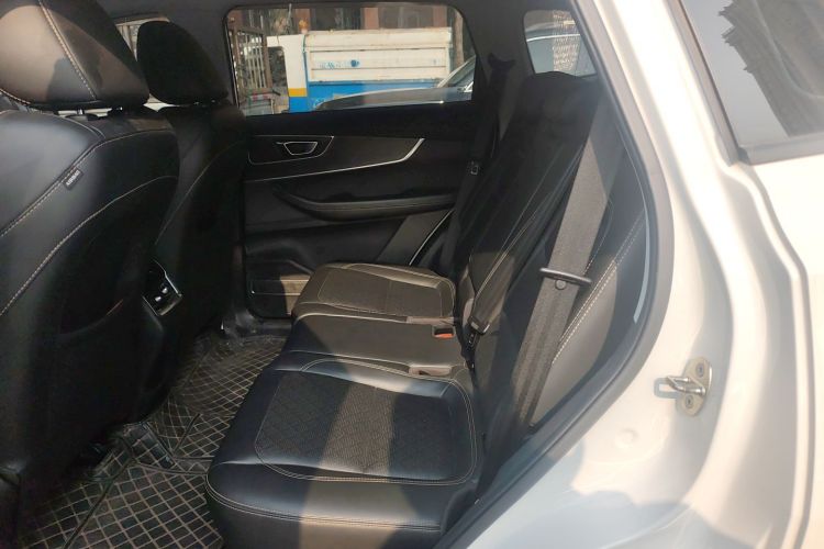 奇瑞 瑞虎8 2018款 1.5TCI 手动特供版 7座中控内饰21