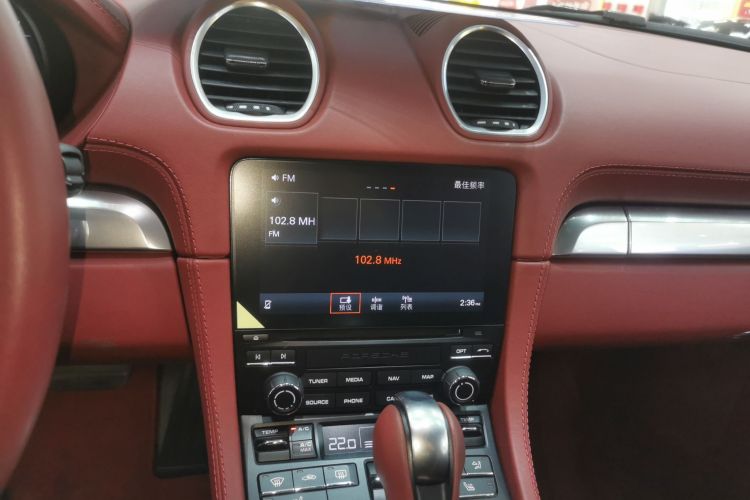保时捷718 2020款 Boxster 2.0T中控内饰16