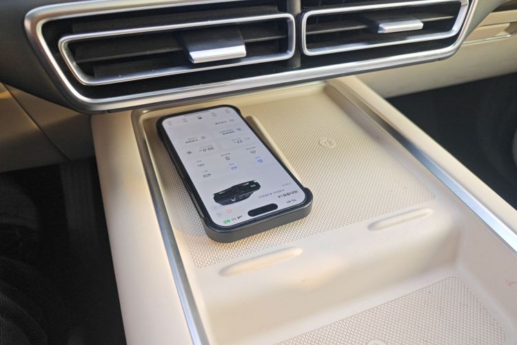 理想汽车 理想L8 2023款 Pro中控内饰11