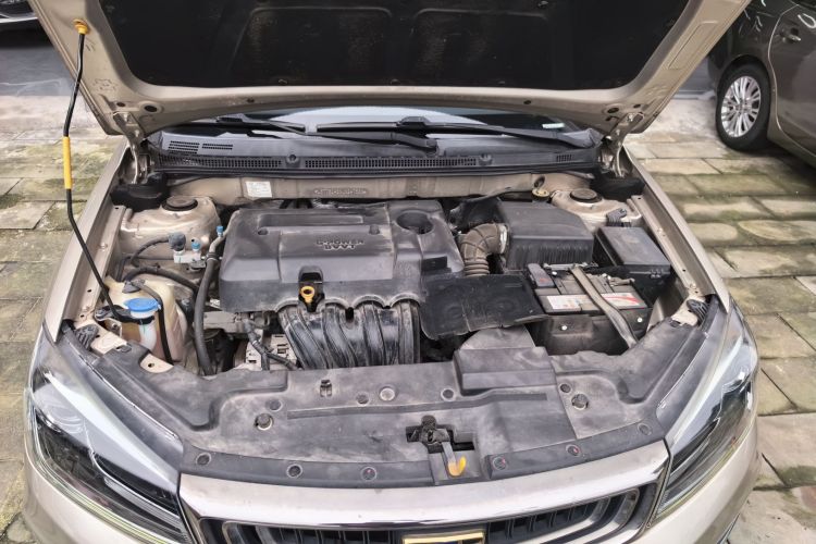 吉利汽车 帝豪 2018款 1.5L 手动向上互联版机舱底盘24