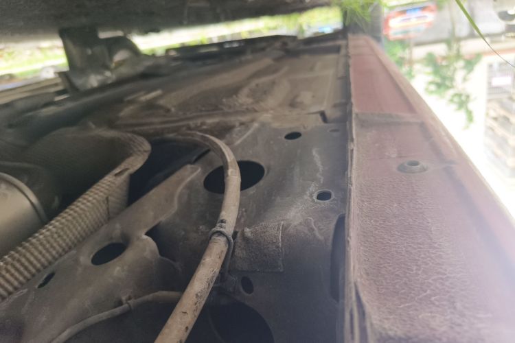 福特 福克斯 2013款 两厢经典 1.8L 自动基本型局部细节9003