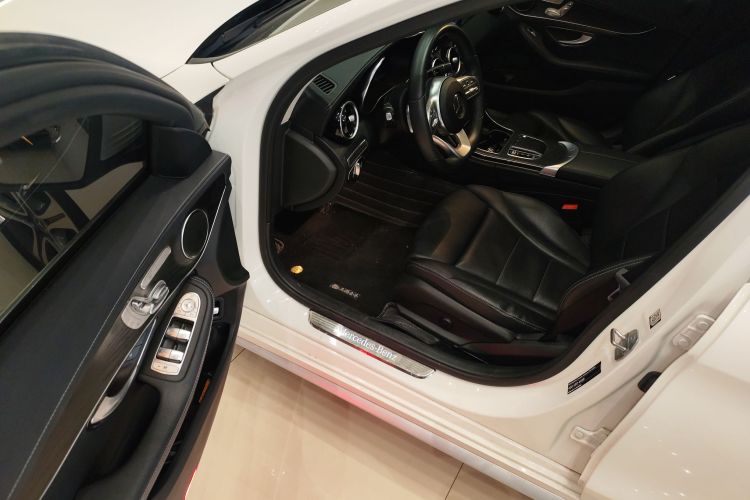 奔驰C级 2021款 C 260 L 运动版中控内饰20