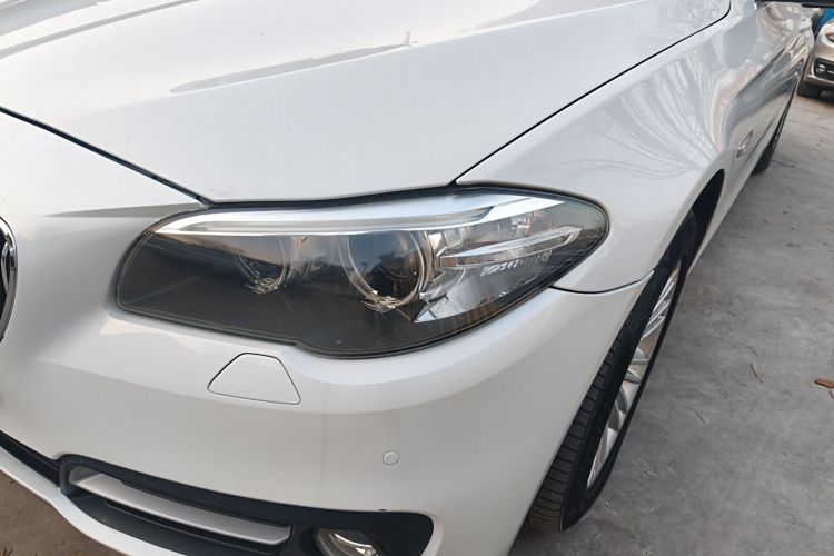 宝马5系 2014款 525Li 领先型局部细节36