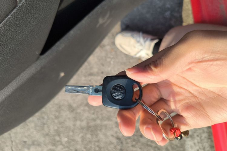 大众 Polo 2014款 1.6L 自动豪华版中控内饰7001