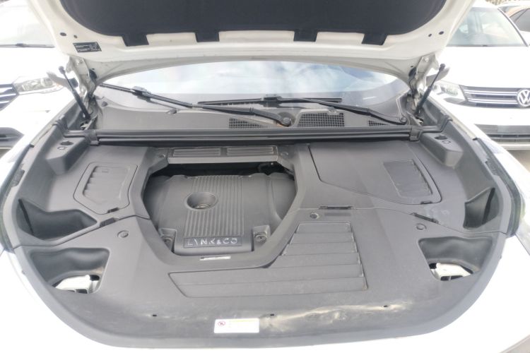 领克01 2020款 2.0T 两驱纯Pro版 国VI机舱底盘24