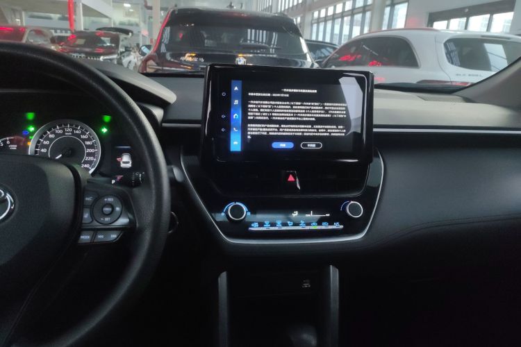 丰田 卡罗拉锐放 2022款 2.0L 精英版中控内饰16