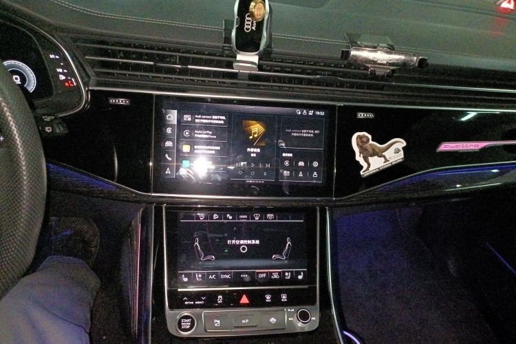 奥迪Q8 2021款 55 TFSI 尊享动感型中控内饰16