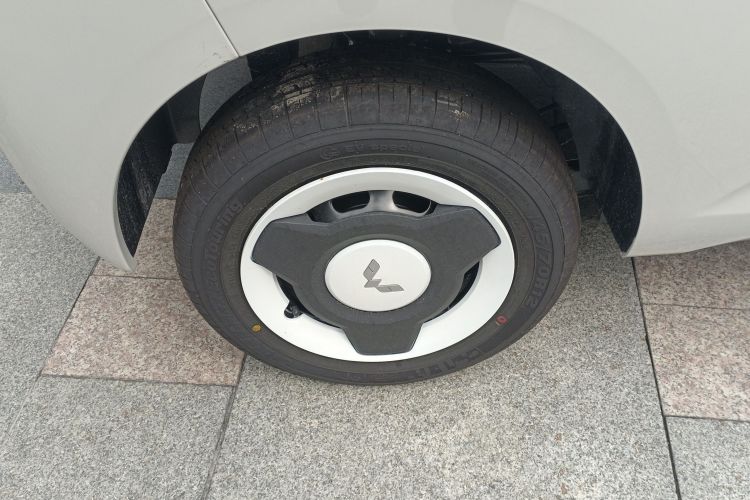 五菱汽车 宏光MINIEV 2024款 第三代 215km 青春版车身外观6008