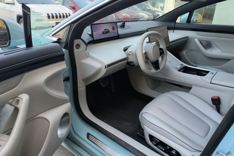 鸿蒙智行 智界S7 2025款 705km Pro中控内饰7003