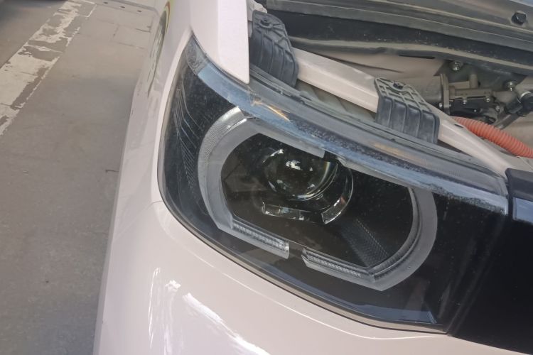 五菱汽车 宏光MINIEV 2021款 马卡龙臻享款 磷酸铁锂车身外观6006