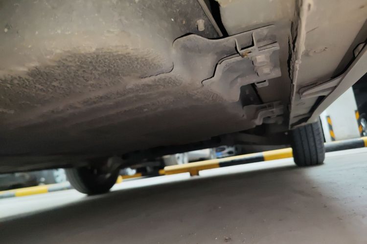 宝骏KiWi EV 2022款 设计师轻享版 三元锂局部细节9004