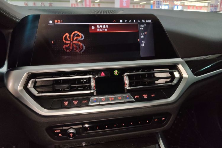 宝马3系 2021款 325Li M运动套装中控内饰16