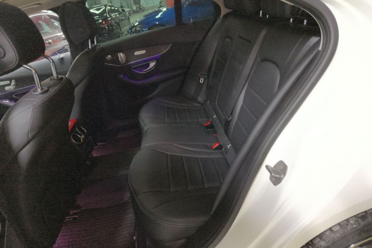 奔驰C级 2021款 C 260 L 运动星耀臻藏版中控内饰7004