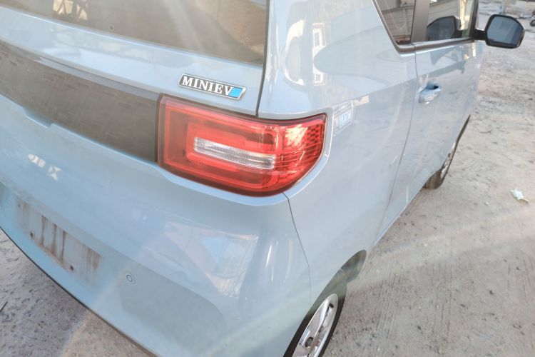 五菱汽车 宏光MINIEV 2020款 悦享款 磷酸铁锂车身外观9
