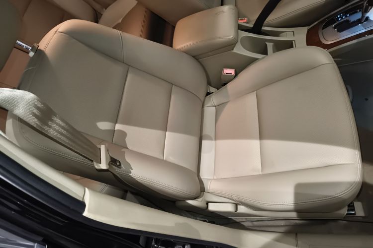 别克 凯越 2013款 1.5L 自动尊享型局部细节41