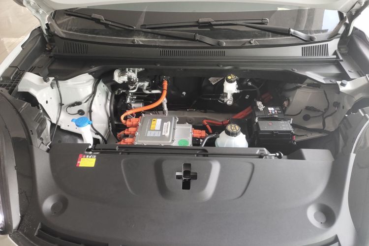 五菱汽车 缤果S 2025款 325km 尊享款机舱底盘24