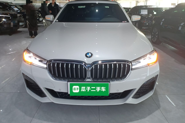 宝马5系 2022款 改款二 525Li M运动套装车身外观6001