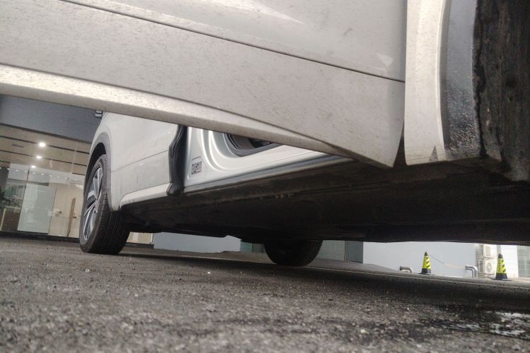 大众 威然 2024款 330TSI 豪华版局部细节9001