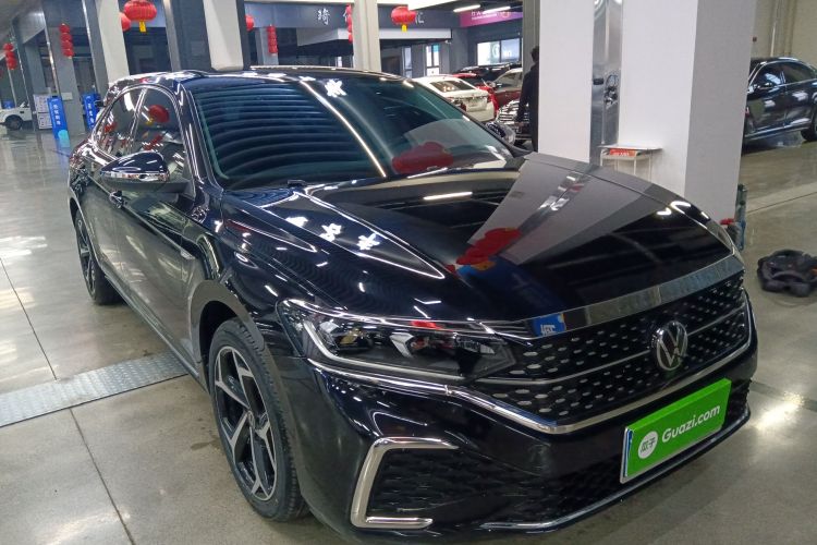 大众 帕萨特 2023款 改款 330TSI 星空精英版车身外观3