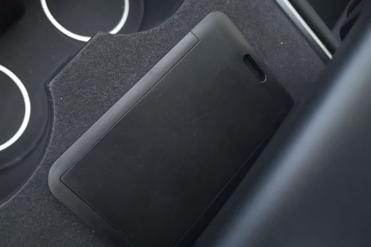 特斯拉 Model Y 2024款 后轮驱动版中控内饰11