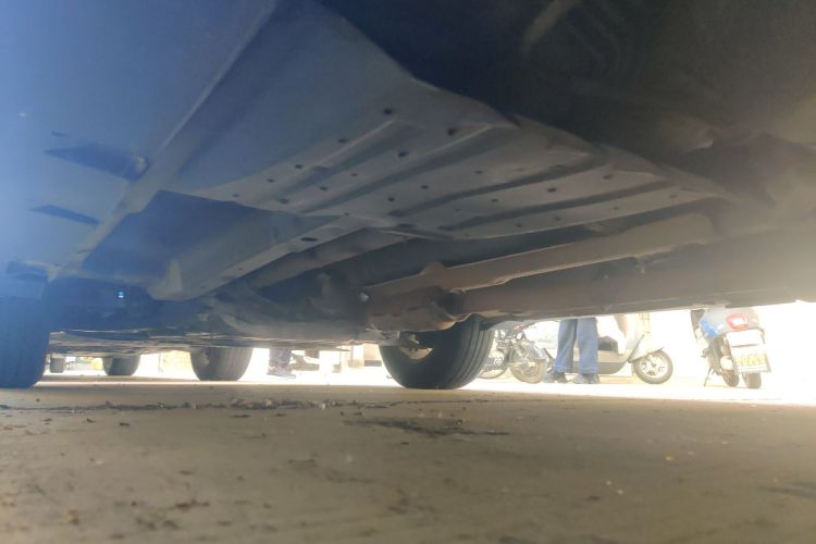 北京现代ix35 2013款 2.0L 自动两驱舒适型GL 国IV局部细节9003