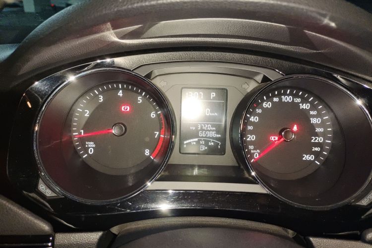 大众 速腾 2015款 1.6L 自动舒适型中控内饰14