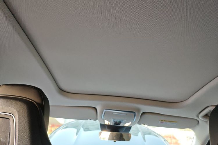 红旗HS3 PHEV 2024款 PHEV 115km 劲为版中控内饰22