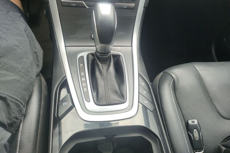 福特 锐界 2016款 EcoBoost 245 四驱尊锐型 7座中控内饰18