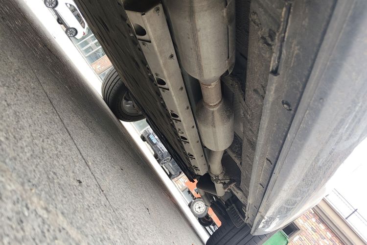 鸿蒙智行 问界M7 2022款 1.5T 后驱舒适版局部细节9004